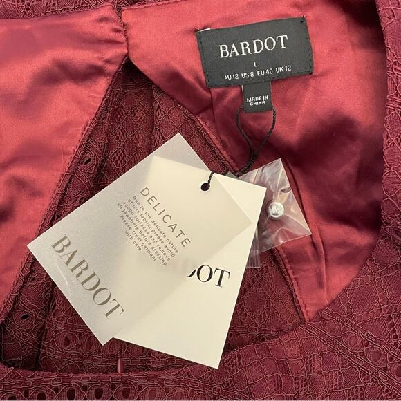 Bardot Revolve Marion Lace Dress Long Sleeve Knee Length Open Back Slit Maroon 8 - Picture 10 of 12